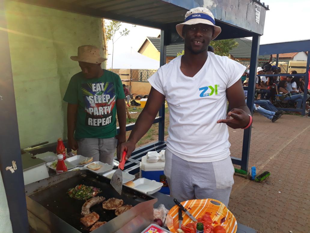 lloyd_bafana's tweet photo. Had a great time London car wash chillas thanks 2 every1 tht supported hope ull had a good time https://t.co/iiqhCGAo38