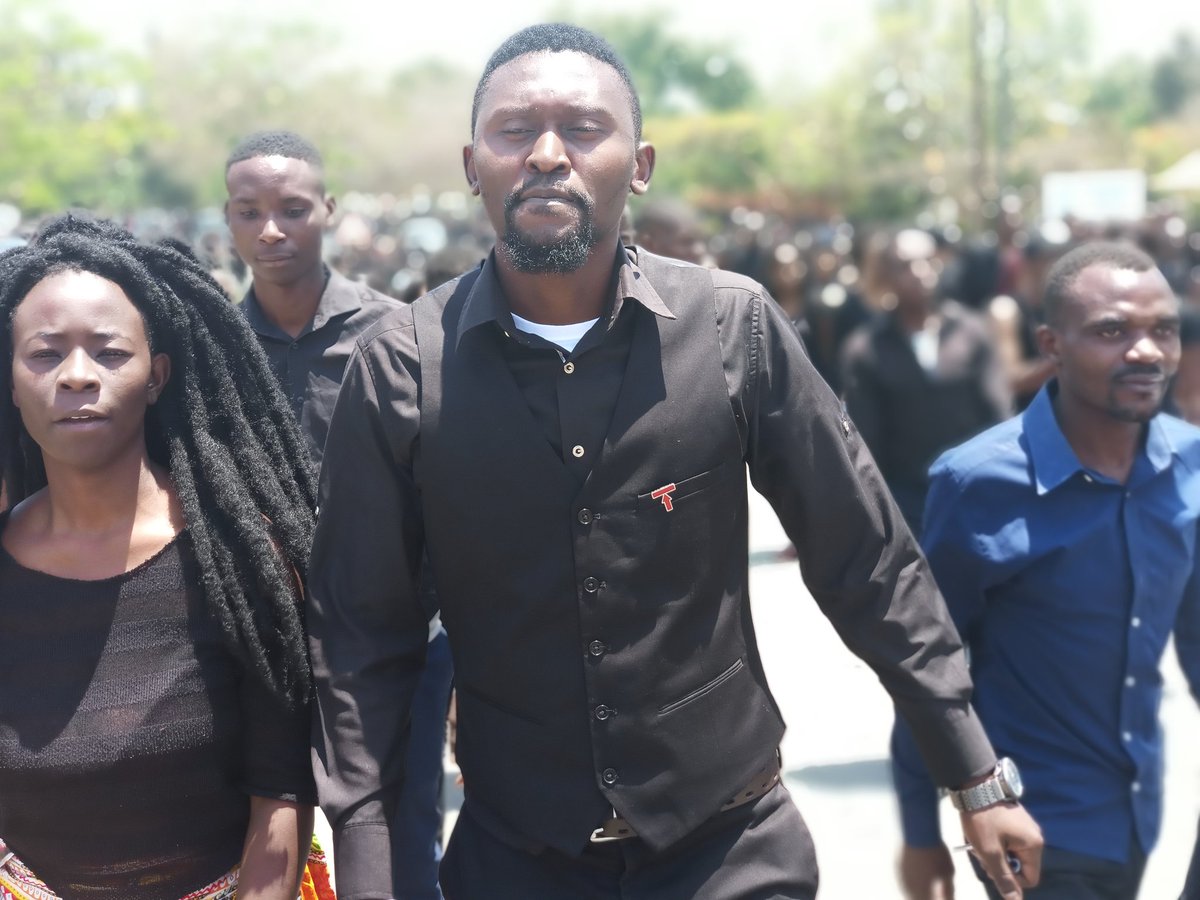 bflowmusic's tweet photo. Zambian artists mourn Vespers Shimuzhila...
#RIPVespers #JusticeForVespers #MusicForChange #StandWithUNZA https://t.co/bny1xzswZ2