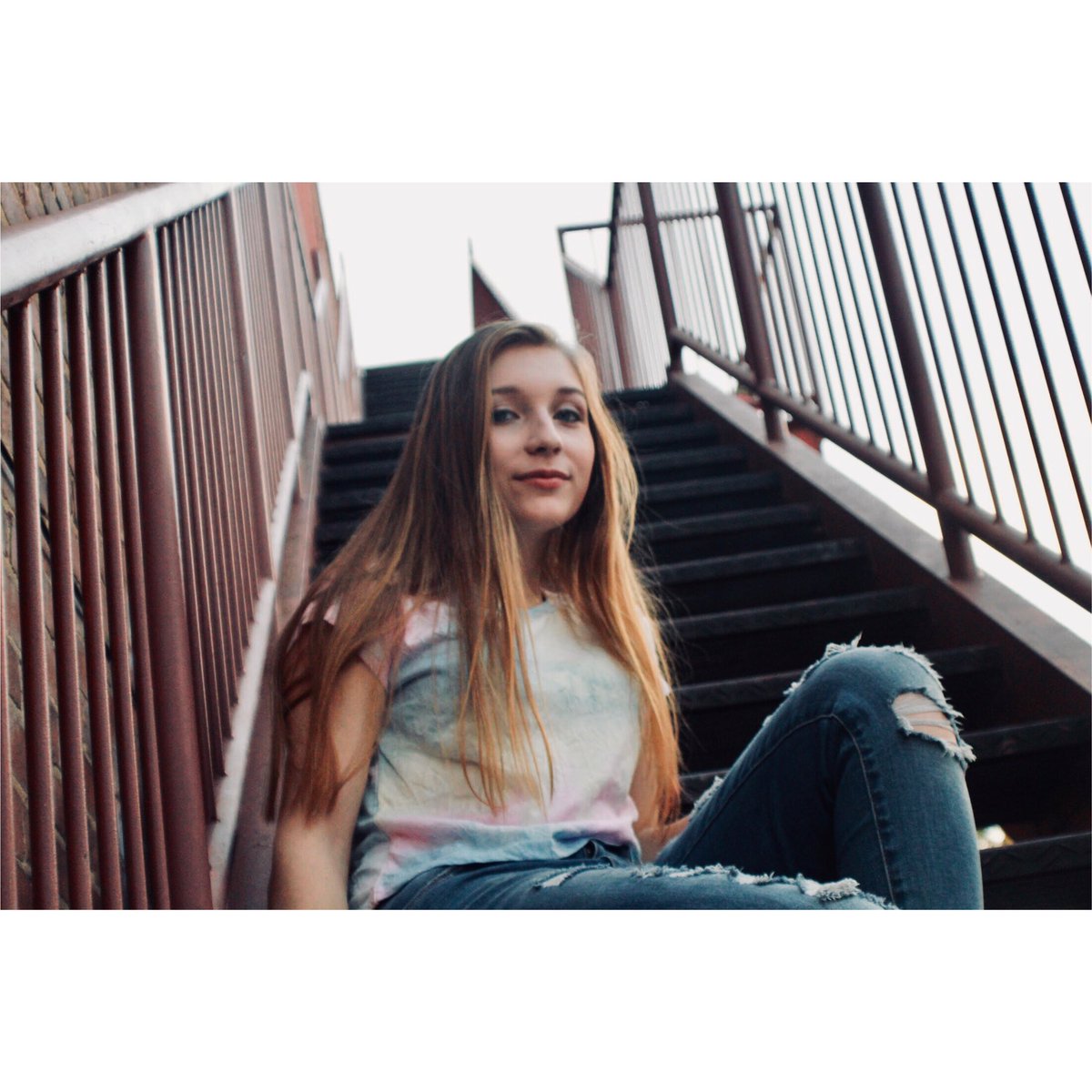 brooklynn_009's tweet photo. My boyfriend always takes the best pictures of me I swear 😍💜🌿 https://t.co/ePekG2qFds