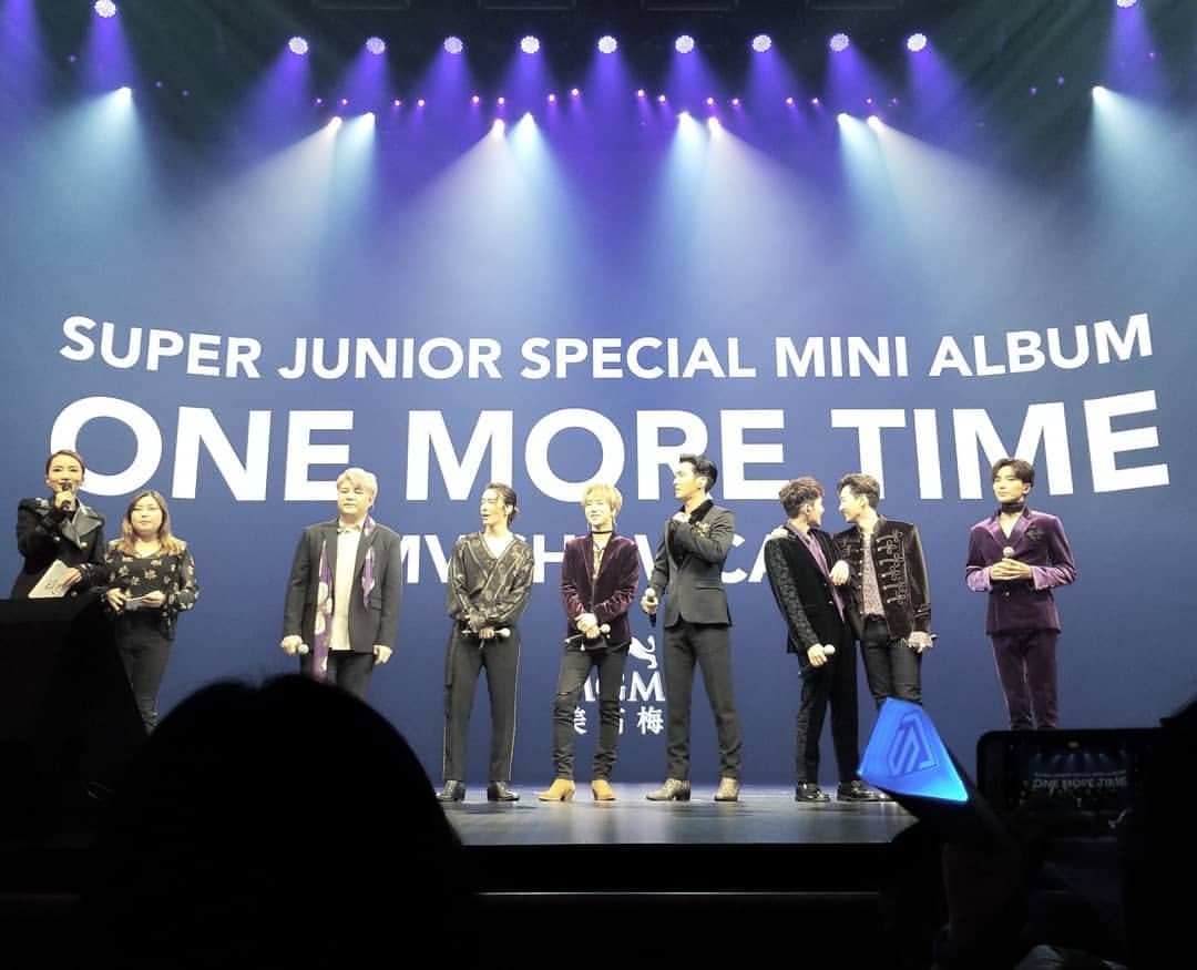 LakaPJS's tweet photo. [SJ] 181008 ahpei Instagram Updates with Super Junior [5P + Video] https://t.co/QlxpCHNXDX https://t.co/hAa35smiUq