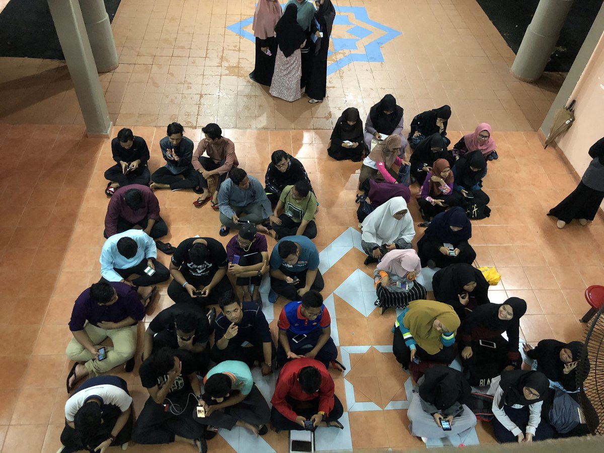 kesdik1920's tweet photo. Alhamdulillah selesai tutor first class untuk pelajar sem 1 &amp; 2.5 kebawah :) https://t.co/lWYEtzNmBo