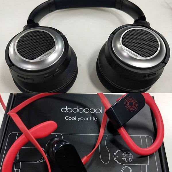 Nerds_H's tweet image. [Werbung] Dodocool mag etwas seltsam klingen, haben aber einen sehr guten Klang. Mehr zu den beiden Bluetooth Kopfhörern gibt es morgen  früh 😀
#dodocool @dodocoolCSR #headphones #kopfhörer #bluetooth
#youtube #unboxing #test #review #channel #nerd #nerds #nerdsheaven #geek