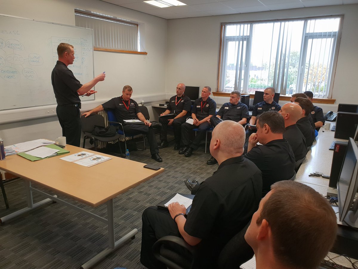 ERRI_training's tweet image. @binningg and members of the @ERRIHQ management team passing on their skills and knowledge today during a crew manager development session focusing on interview technique.
#hardworkpaysoff
#SkillsForLife
#developmentframework
@MarkyMeehan @ERRI_training