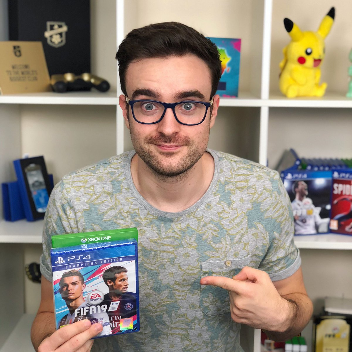 AJ3's tweet image. Retweet and make sure you’re following to be in with a chance of winning a copy of #FIFA19 on any platform courtesy of @EASPORTSFIFA