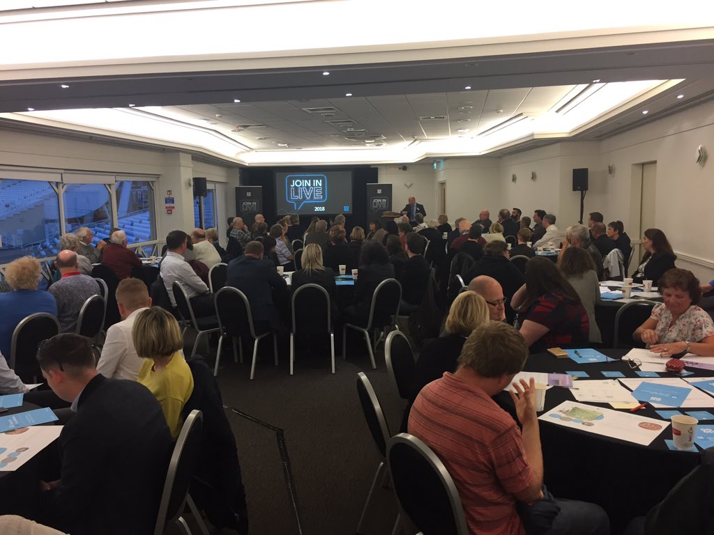 A great turnout at @TrentBridge tonight for #JoinInLive, @Ozymandias27 talks about #MemberPioneers & #LocalCommunityfund and the difference it has made in Nottingham. #TheCoopWay