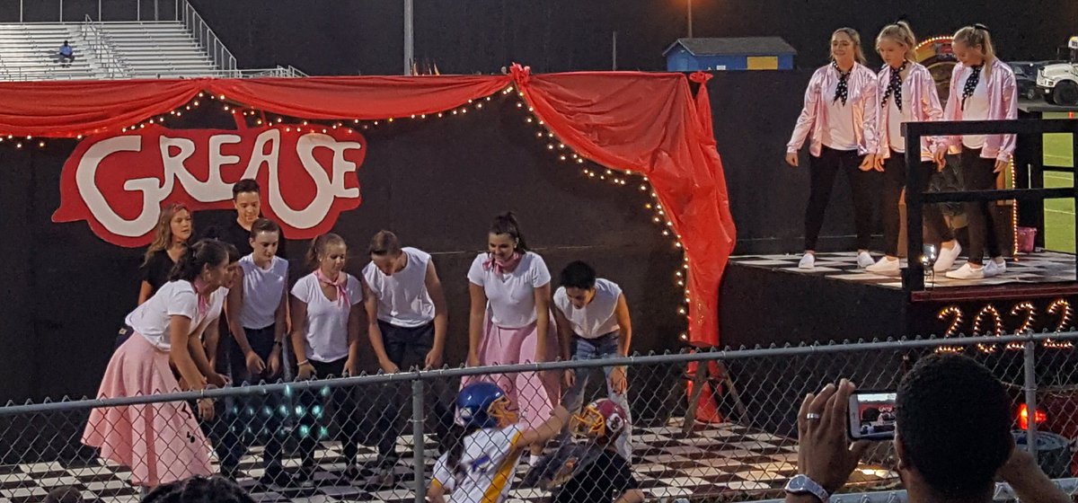 cougaracademy's tweet image. Congrats to our Homecoming Float winners. #Classof2022 
We're for each other
Like a wop ba-ba lu-bop and wop bam boom