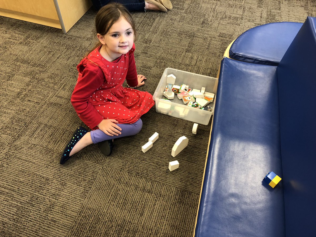 MrsCalacone's tweet photo. Library #25 Washington Ave Branch- Nice running into a great librarian- Lee- who we loved at the Bach Branch! The kids always enjoy their time here and we can’t leave without checking out at least one new book. @kcalacone @AlbanyNYLibrary #library36er https://t.co/POn6Gn4qv1
