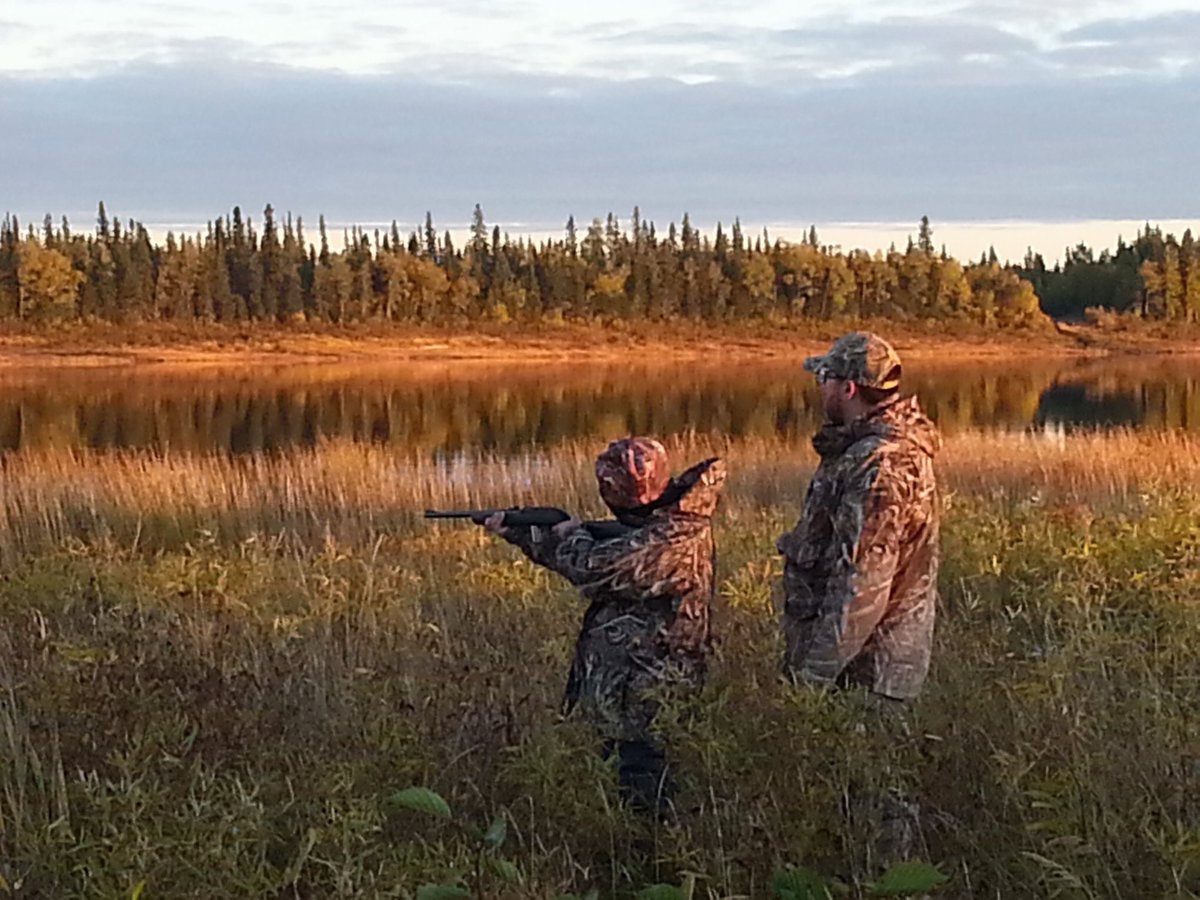 GitchieCheechoo's tweet photo. Sharing some teachings with my son in our nations homelands ❤️ #fallhunt #cabelas #northernflight #moosecree https://t.co/88yXDibZfO