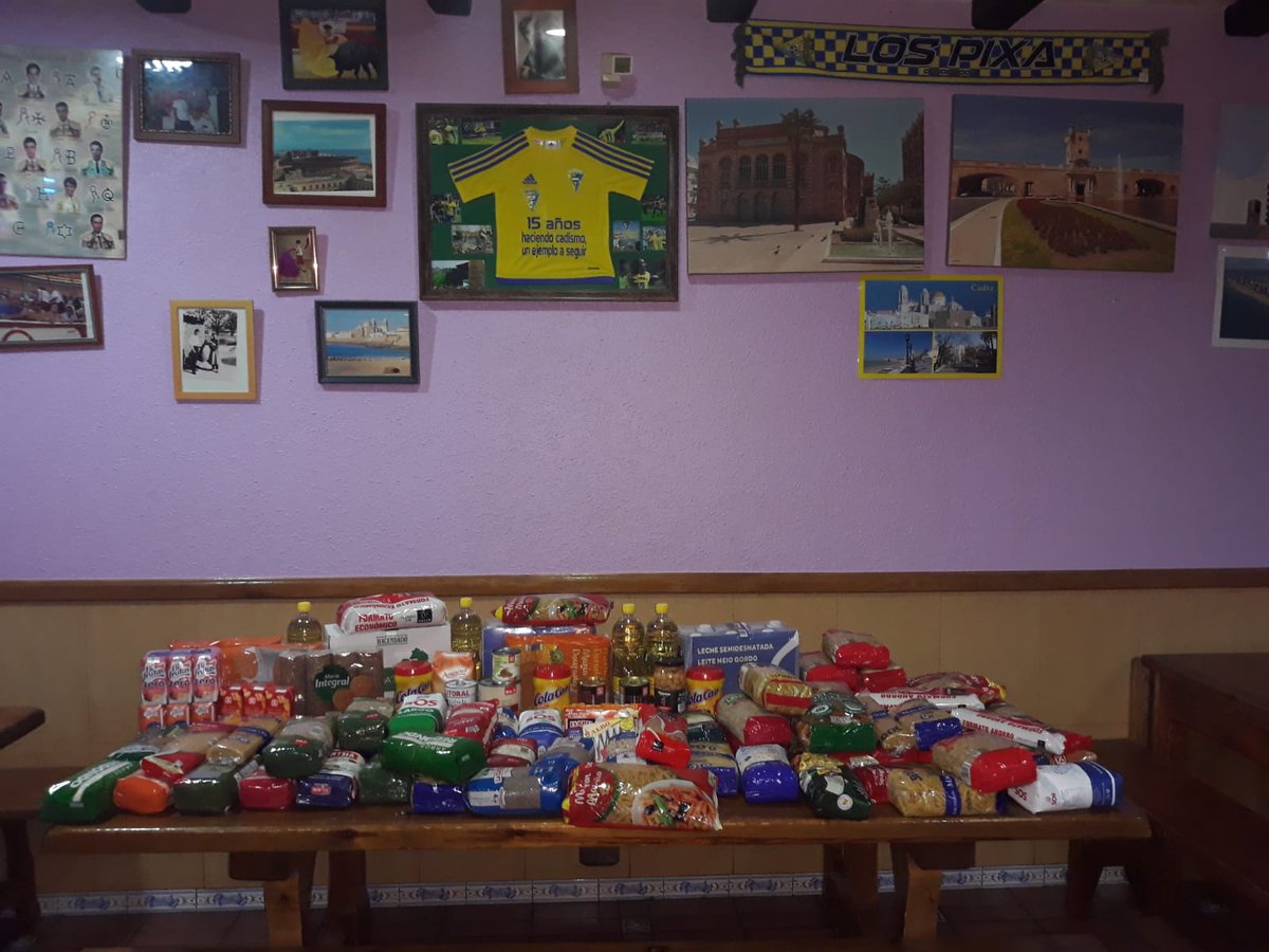 LosPixa's tweet photo. 101kilos recogidos este sábado!!!!
Oleeee !!!!
Muchas gracias a tod@s por colaborar!!! https://t.co/btjMGNcHnJ