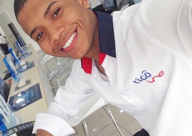 MiguelPoloP's tweet image. Cuando un joven empieza a trabajar y a ganar su propio dinero comprende que la izquierda y todo lo que ella dice es basura. 
Enséñale a un hombre a trabajar y le habrás quitado un voto a la izquierda. Desde que empecé a los 18 años lo entendí.