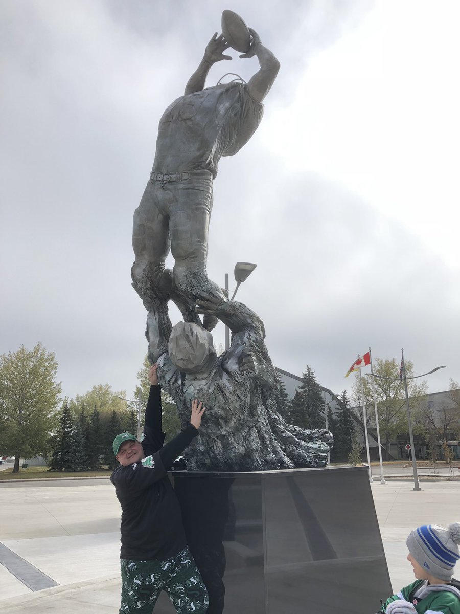 billybilly33's tweet photo. @sskroughriders game today. First time at the new stadium to join the 13th man https://t.co/HfowwvZcBb