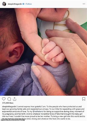 jenkers_en's tweet image. #Troian Bellisario Gives Birth to First Child With #Patrick J. Ada jenke.rs/i4N7Xd