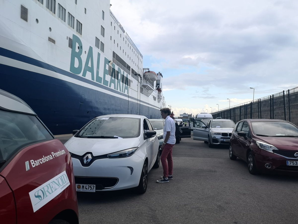 Balearia's tweet photo. 🚘 Este fin de semana finalizaba la #EcoRuta #REVER2018, un rally de coches eléctricos en el que hemos colaborado.🌱 Los participantes embarcaban en las distintas etapas desde Barcelona rumbo Ciutadella, pasando por Mallorca antes de volver a la Península.🚢 ¡Hasta la próxima! https://t.co/fRFf0ZWePk