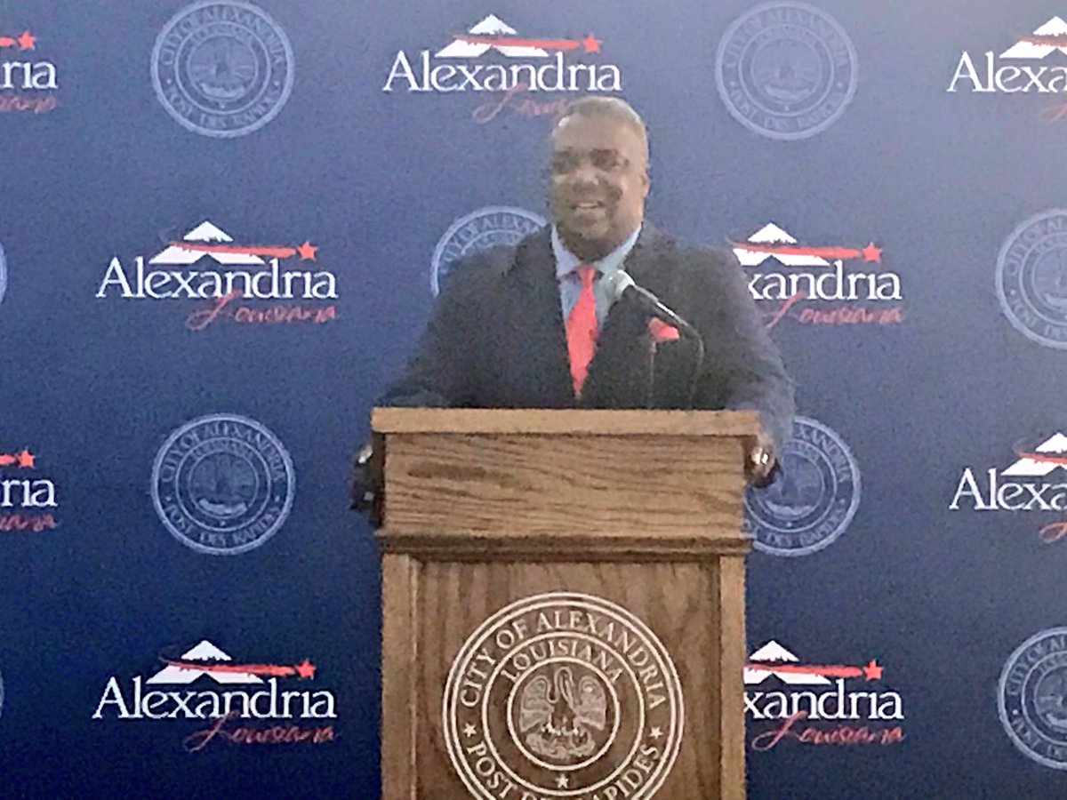 jimmysawtelle's tweet photo. .@CityofAlexLA Councilman Roosevelt Johnson and @MayorRoy introduce and outline the enhanced SPARC 2.0. #CommunityCultureConnection
ℹ️ - https://t.co/VwRRMLWQnO https://t.co/OhDPn1JWHN