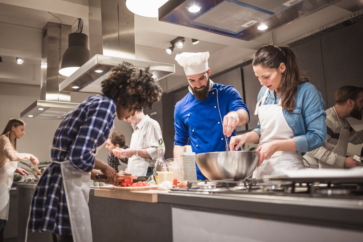 RestaurantsAct's tweet photo. The restaurant industry employs 14.7 million and is growing every day. Learn more about our industry's workforce contributions. #RestaurantsWork #WeRRestaurants https://t.co/InTVG5lxjz https://t.co/R15PIwMybq
