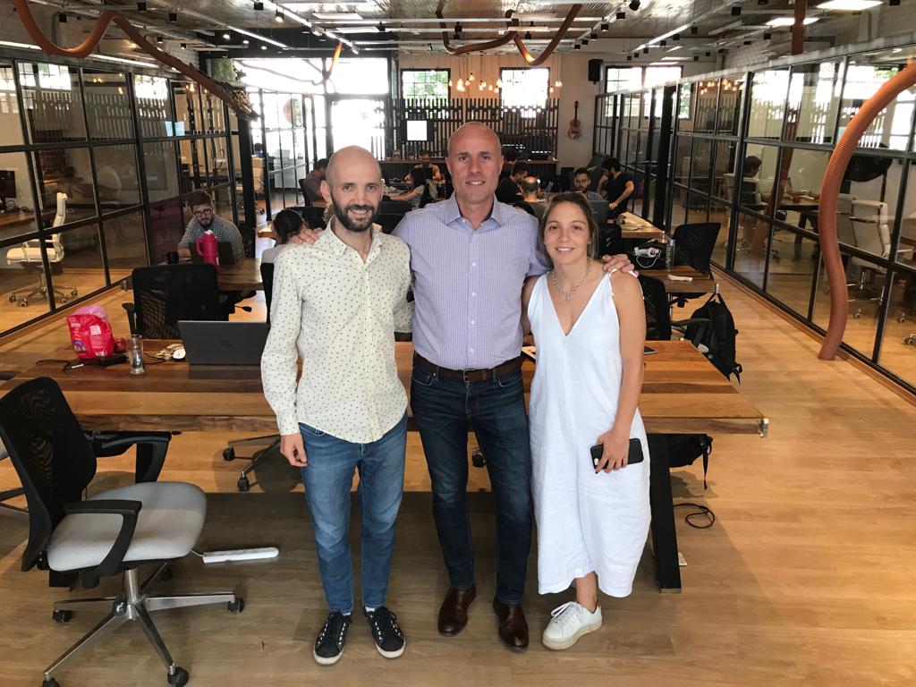 Arcap_'s tweet image. Hoy estuvimos presentes en #Embarca #Mendoza junto a @gonzainnocenti @valeterranova #aceleradora #Argentina #Ecosistema #emprendedor