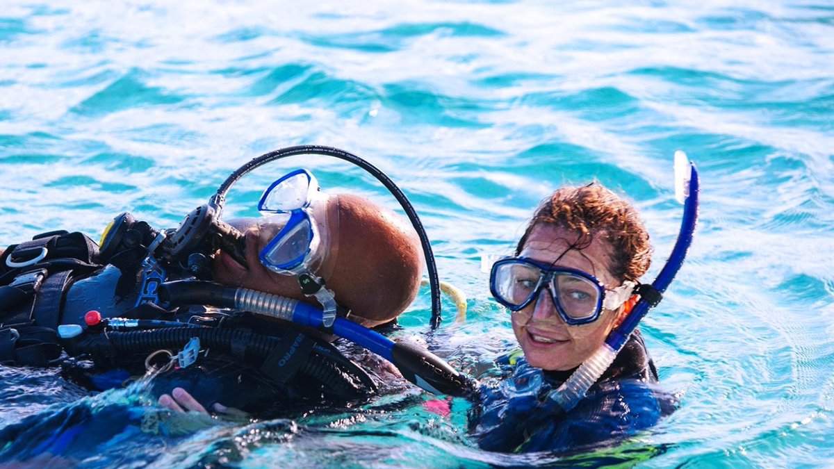 El curso PADI Rescue Diver te prepara para enfrentarse a emergencias de buceo, mayores y menores, utilizando una variedad de técnicas. A través del desarrollo de conocimientos y ejercicios de rescate. Ven y anotate para el próximo curso. #buceo #scubadiving #dive #rescue #efr