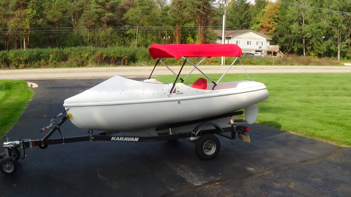 Xpress boat windshield