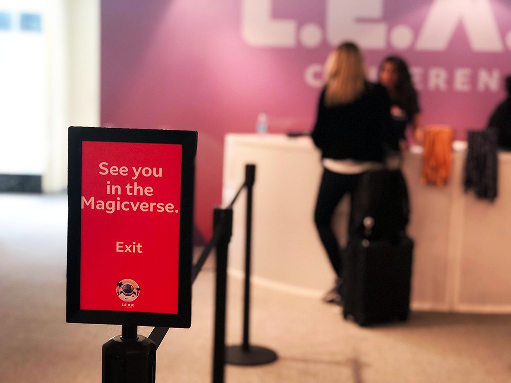 magicleap's tweet photo. Magic Leap has landed in #LA. Stay tuned for #LEAPcon updates, behind-the-scenes action and all sorts of magic. Don’t forget to live stream the keynote on Oct 10 at 9am PT. Sign up to get a reminder: https://t.co/oIaMYq1hW3 https://t.co/MvqyK1byHS