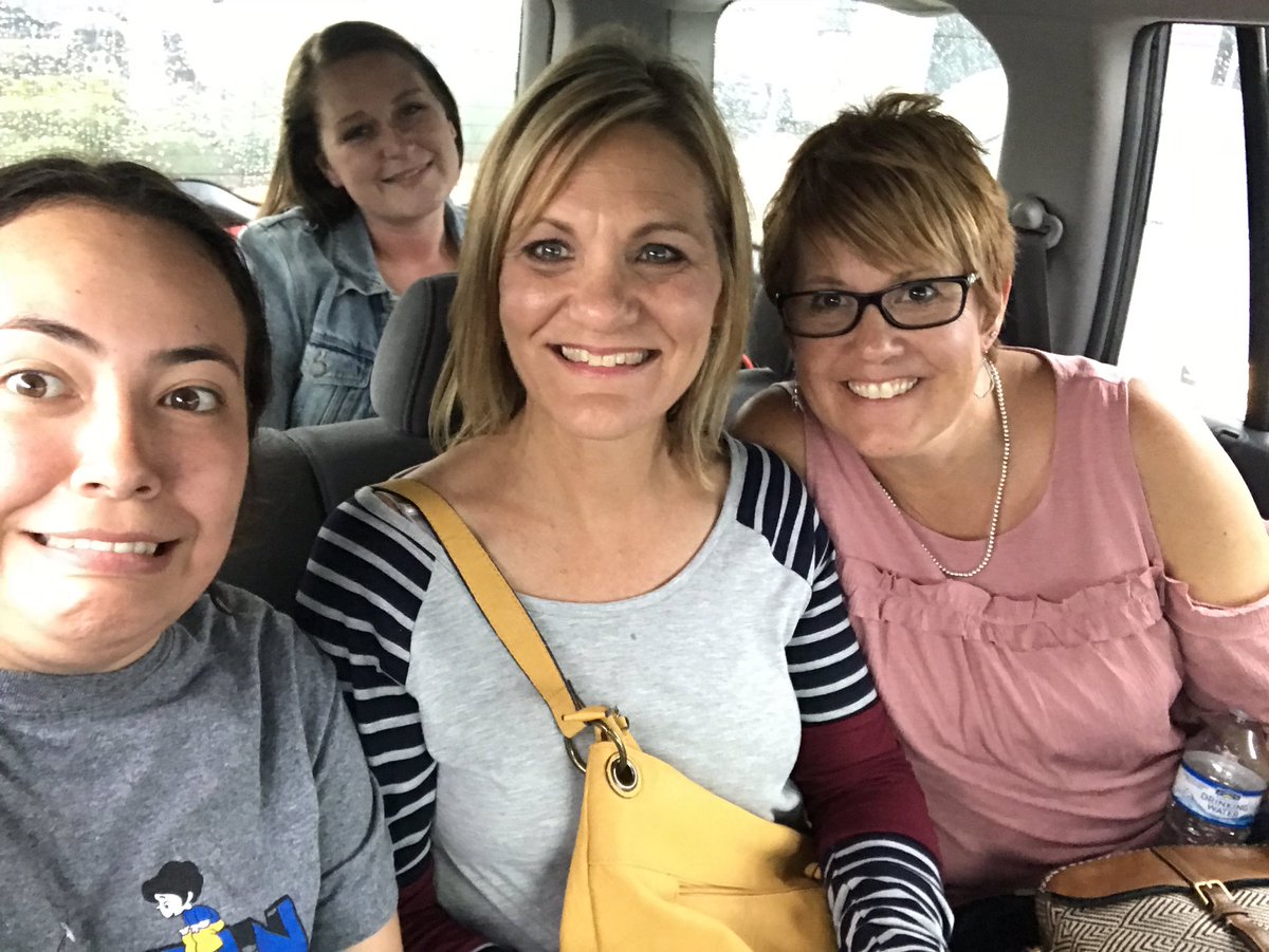 rhondastecz's tweet photo. Fun times at lunch! But we were saved by Colby’s husband! Trying to get back to the keynote speaker #reaganrays #lisdtw https://t.co/povJMLOS0U