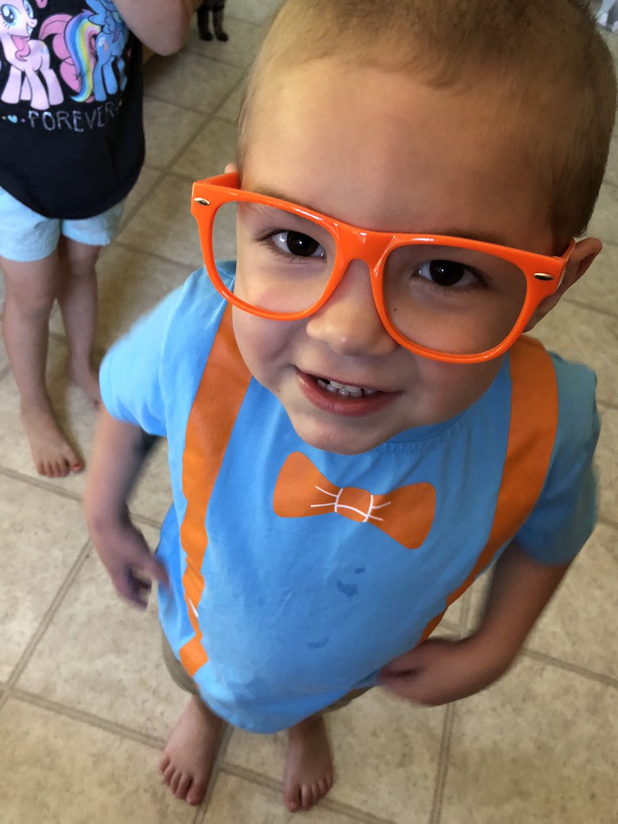 momzingo's tweet photo. #BlippiForStreamys @BlippiOfficial making kid shows great again, one goofy ecstatic song at a time. https://t.co/34NkIbr8r7