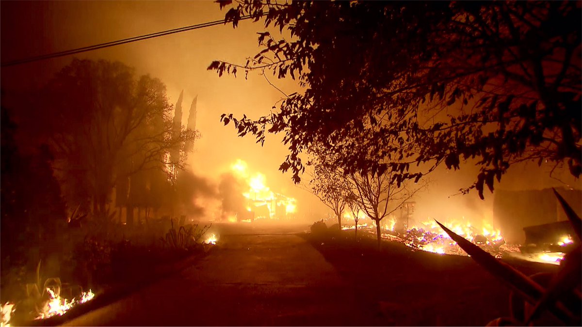 Photo1Prod's tweet photo. Remembering the October 8th Fire Siege in NEU BTU , Wind Complex, (Cascade , La Porte , Lobo , McCourtney Fires) #windcomplex @CAL_FIRE https://t.co/hwaJY3AZUi