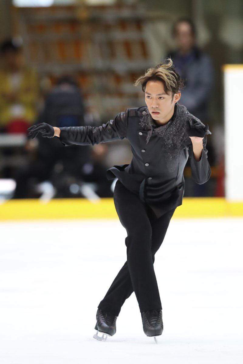 Deryaipekc's tweet photo. How about that 😎
#DaisukeTakahashi
#AlinaZagitova
#FigureSkating
#icestyle
#PaleGreenGhosts
#survivor https://t.co/U79n6ERkaf
