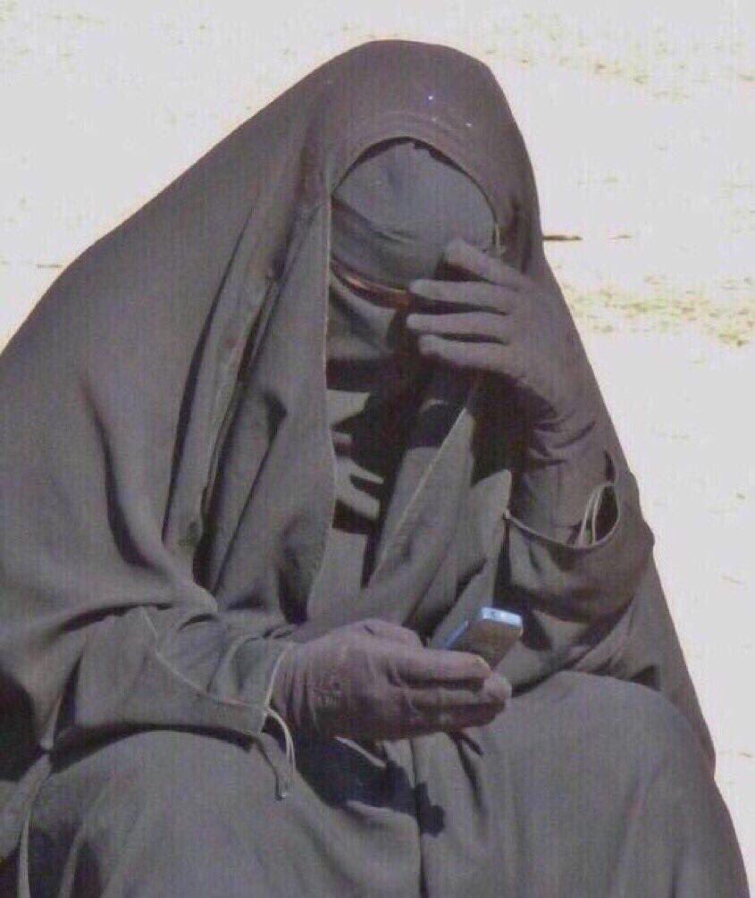 wowz_1's tweet photo. @JIIN1__ قاعده اتخيل يصير فيهم نفس ماصار في كانغنام لما سوا فان ميتينق هناك https://t.co/YkDE1nj7iR
