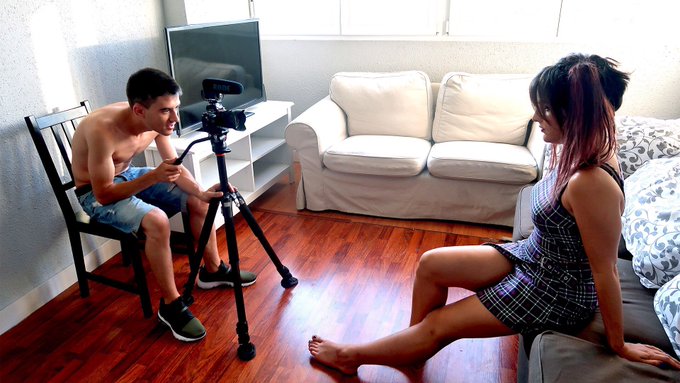 🔥🔝🔥 NUEVO V&Iacute;DEO CON CLAUDIA SEVILLA!! 🔥🔝🔥  https://t.co/KNUrgFApSe https://t.co/pq4f2SrNve<a href="/tag/seamoshonestos"class="tags"><span>#seamoshonestos</span></a><a href="/tag/selfd"class="tags"><span>#selfd</span></a>