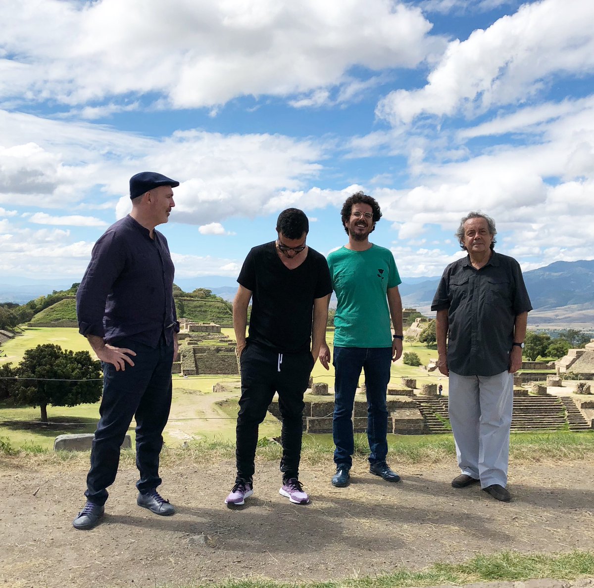 javiermaseda's tweet image. Comienza #sopalmotechmextour 2018 Oaxaca, Puebla, CDMX, Morelia &amp;amp; Monterrey. #mexiedtour #digitaldesignlab #digitaldesignprogram @IEDentity