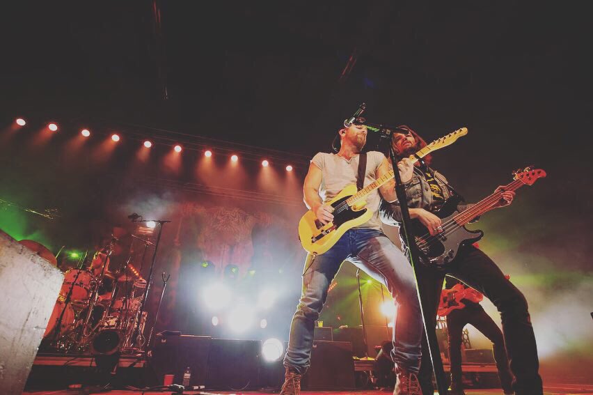 ScheelsArena's tweet photo. Thank you @KipMooreMusic for coming to hang with us last Thursday and to everyone else who showed out! #ScheelsSnapShots https://t.co/ca70NCZuAF