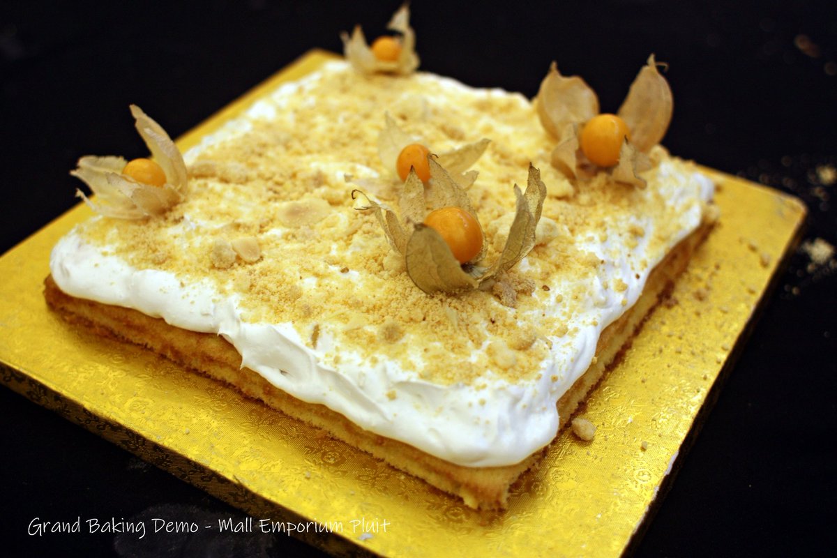 sbc_lenny's tweet image. #bakingcourse #pineapplecake