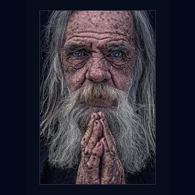 dk_images's tweet photo. “My Father.” Bill is originally from Seattle, WA. He claims that his son “accidentally” shot an F.B.I. Agent in 2015 and is in a San Antonio jail. He said his son being locked up is what brought him to San Antonio in January 2017. #streetphotography #str… https://t.co/pglWA0OmDW https://t.co/A5IEImeJkO