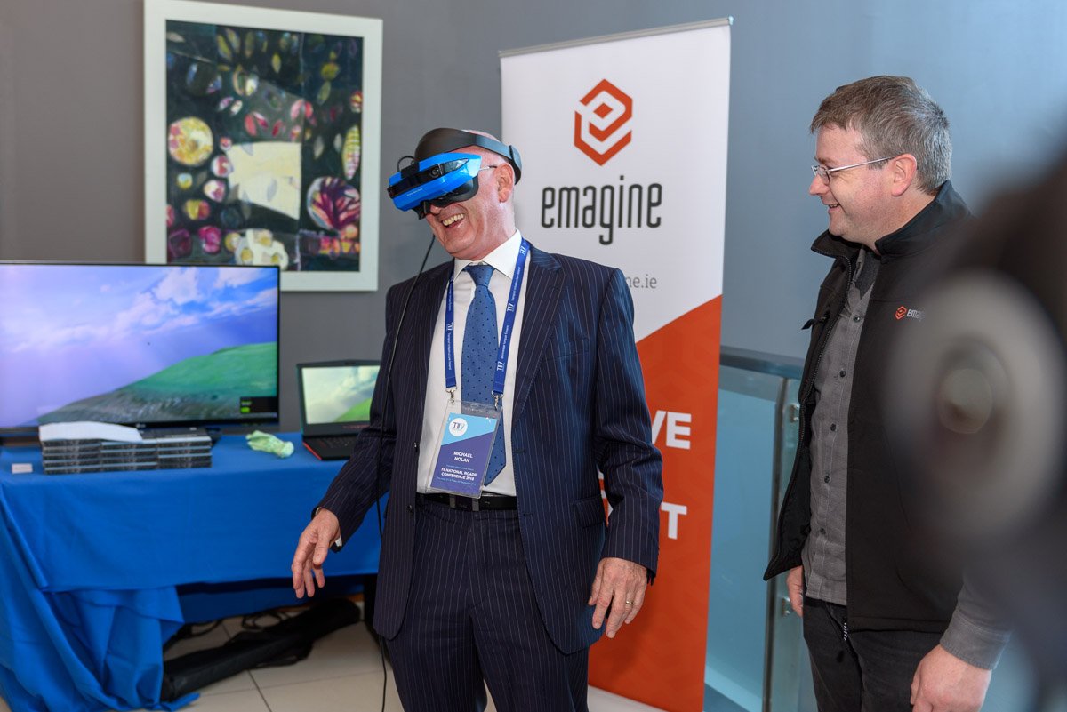 emagine_ie's tweet photo. Last week Emagine were presenting our interactive #VR experience allowing attendees at the @TIITraffic conference to preview the new N25 bridge at New Ross before it's built! #irishvr #VirtualReality #EmagineMore https://t.co/93E7XtgW77