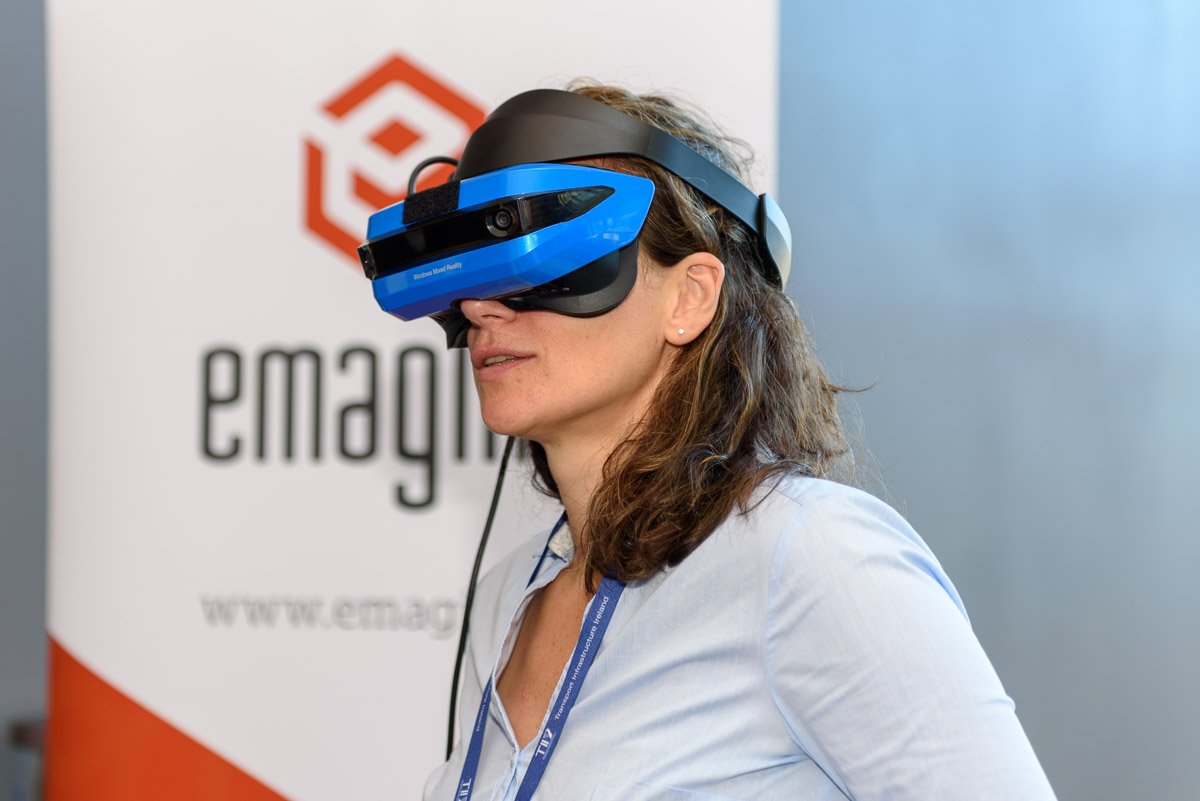 emagine_ie's tweet photo. Last week Emagine were presenting our interactive #VR experience allowing attendees at the @TIITraffic conference to preview the new N25 bridge at New Ross before it's built! #irishvr #VirtualReality #EmagineMore https://t.co/93E7XtgW77