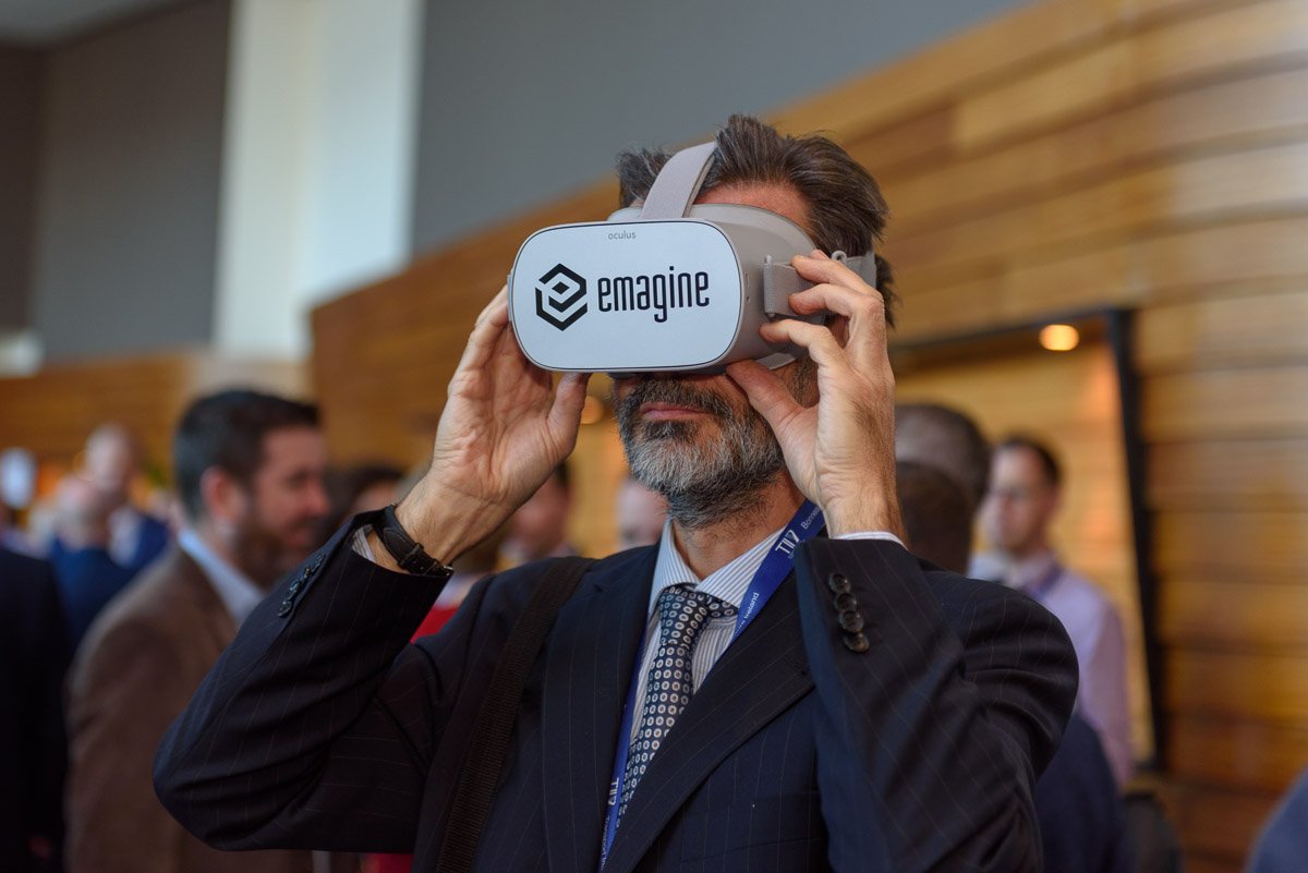 emagine_ie's tweet photo. Last week Emagine were presenting our interactive #VR experience allowing attendees at the @TIITraffic conference to preview the new N25 bridge at New Ross before it's built! #irishvr #VirtualReality #EmagineMore https://t.co/93E7XtgW77