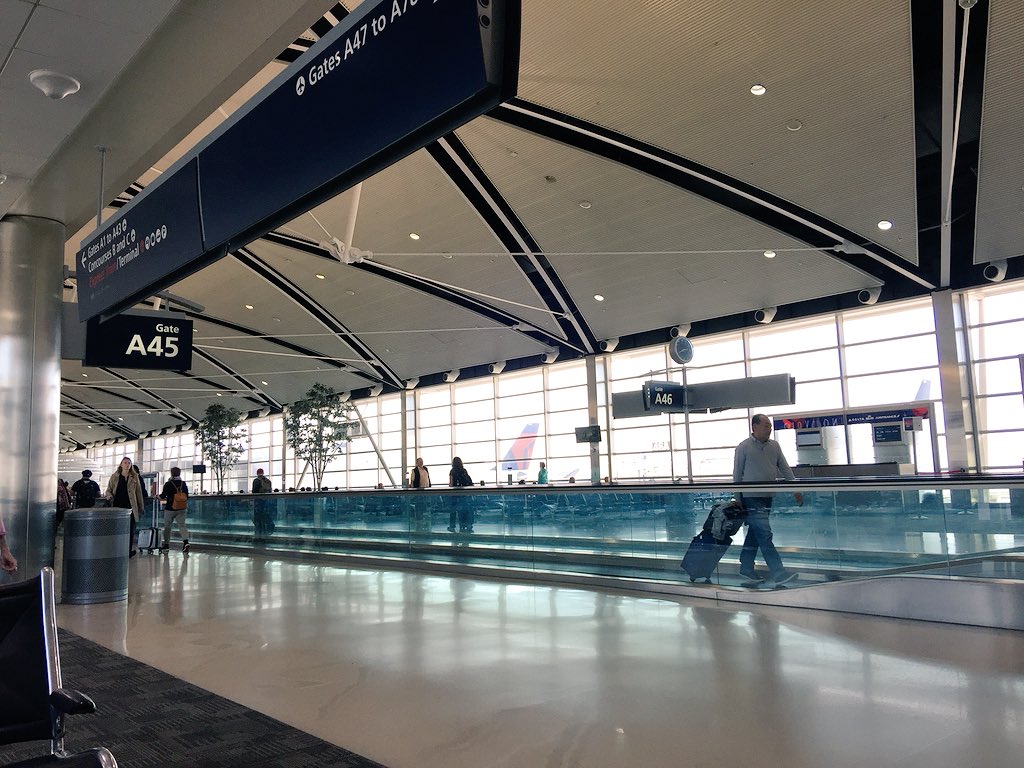 InvariantChaos's tweet image. #ChaosDuJour My flight from Indianapolis was scheduled to take off an hour late because Detroit had fog cover. Across the isle sat a person who turned out to be an FLCC student. #SmallWorldNetwork 🌀Missed the flight from Detroit to Rochester by minutes #ButterflyEffect.