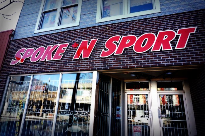 CFCRSaskatoon's tweet photo. Donate to #fmphasis2018 and you could win Grand Prize #2 - a $800 shopping spree from Spoke ‘n Sport! Send your love to your favourite CFCR program(s) at https://t.co/Zngo2iB9gk, call 306-664-6678, or stop by 267 3rd Ave S (3rd Floor, stair access only) from 9am-9pm! https://t.co/FDXYMIidJz