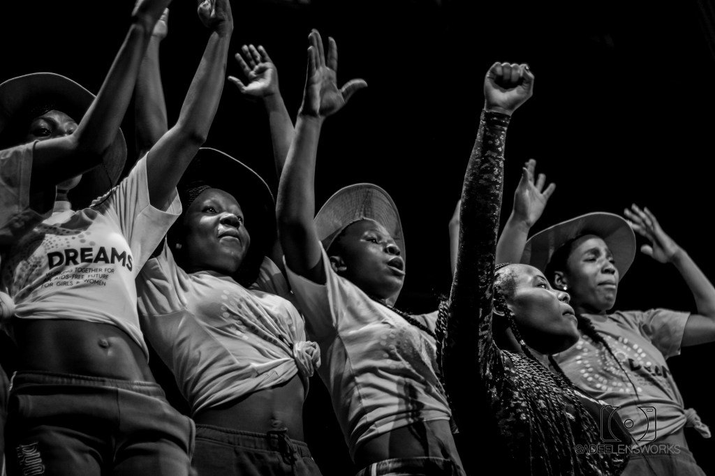 CulxureMag's tweet photo. #Intwasa18 in pictures https://t.co/VhOd4uggPJ https://t.co/ZB8ikZxSNl