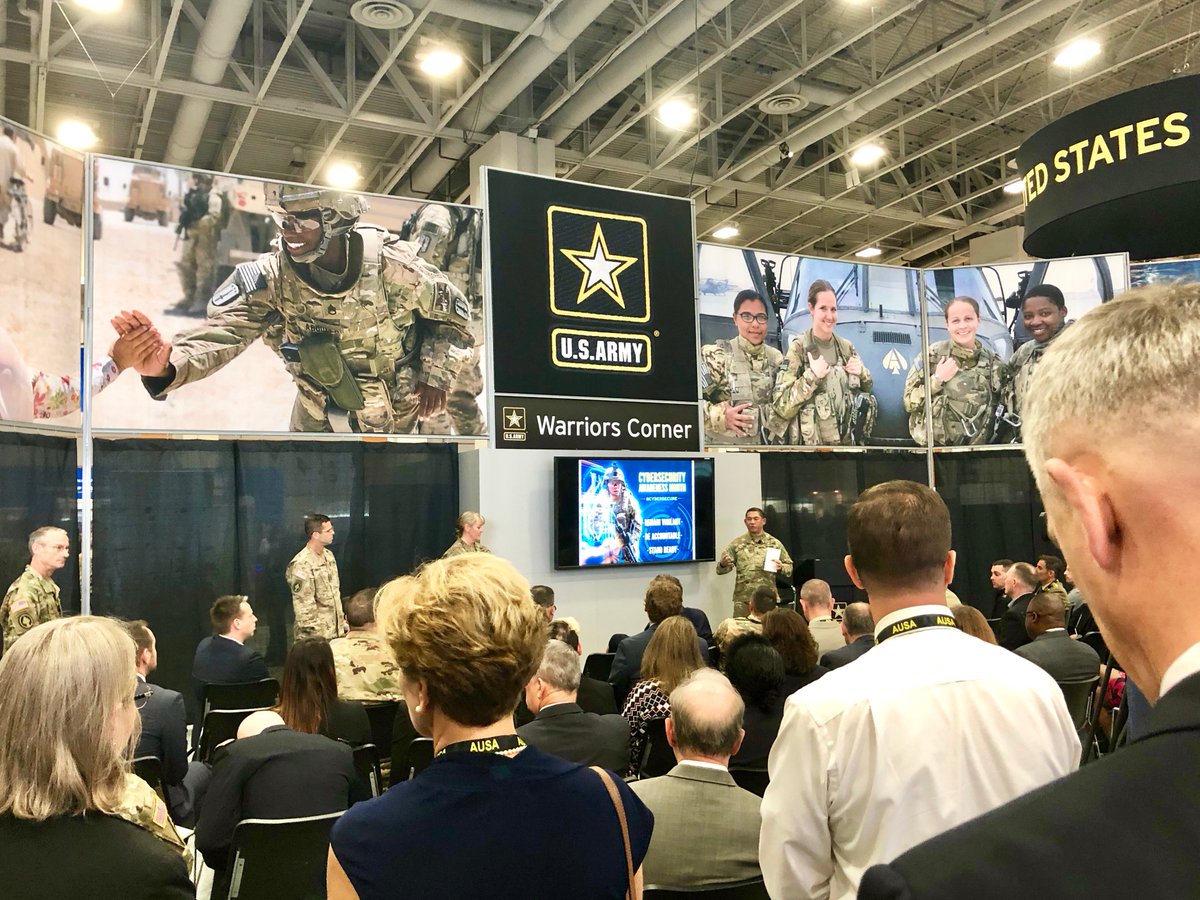 Awesome dialogue from @GarrettYee in the @USArmy #WarriorsCorner on cyber teamwork protecting our nation and its people against #CyberSecurity attacks. #AUSA2018