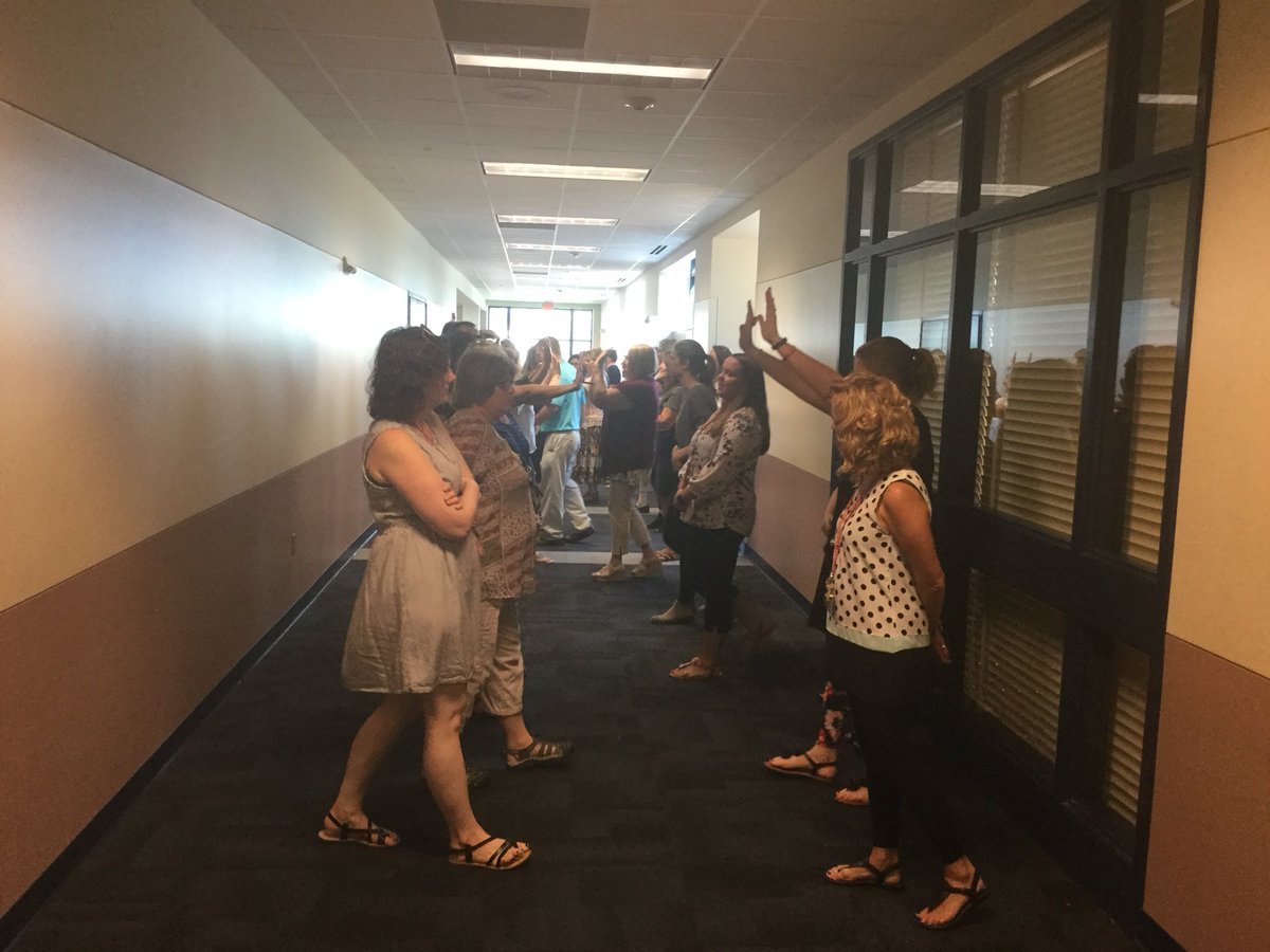 DELC_Gold's tweet photo. The Gold staff is sharing strategies for effective vocabulary instruction #teacherexperts #DecaturProud @MSDDecatur @GoldPrincipal5 https://t.co/v0rOqAvMKg