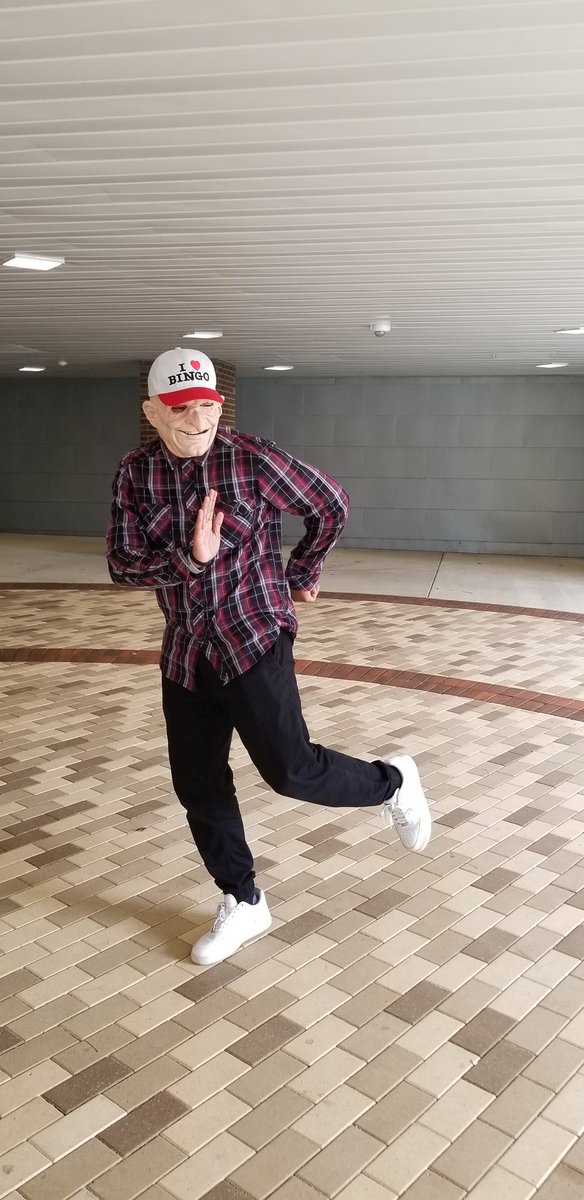 mmct_jjk7's tweet photo. Meme/vine day #CHFspiritweek #Billybounceman @CHFHSSGA @youfunnyb https://t.co/FRR6D6B8qA