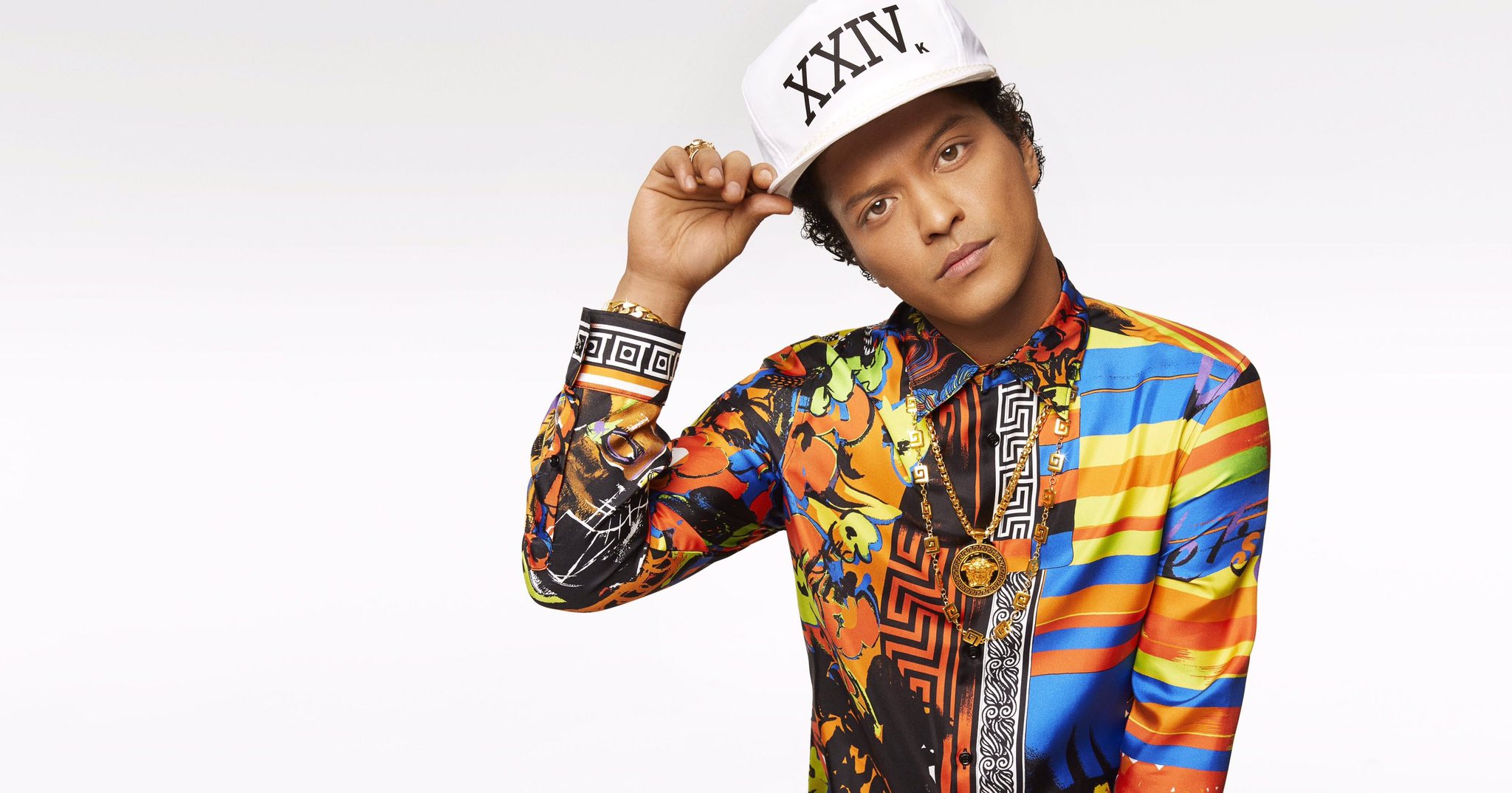 Happy birthday to my favorite man, the genuine love of my life, Bruno Mars 