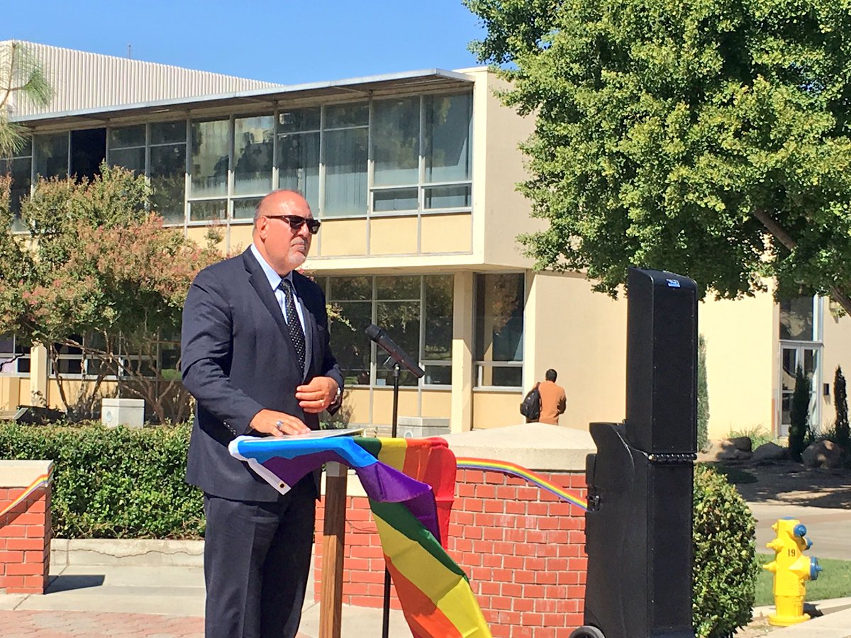 Fresno_State's tweet photo. @Fresno_State leaders speaking at #FSPrideWeek Kickoff 🏳️‍🌈

Student Affairs &amp; Enrollment Mgmt’s VP Frank @LamasVPSA, @FresnoStateCCGC Director Dr. @foputa, and new faculty member Dr. @jonathantpryor all commit to supporting all students - including LGBTQ+. #StudentSuccess https://t.co/Tl4nDGyIcB
