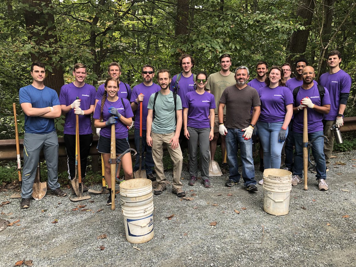Advocate4Tech's tweet photo. .@Accenture_US &amp; @AccentureFed are #MakingADifference by blazing some trails for DC #hikers with our friends at @ClubPATC https://t.co/5qVUuca4kl