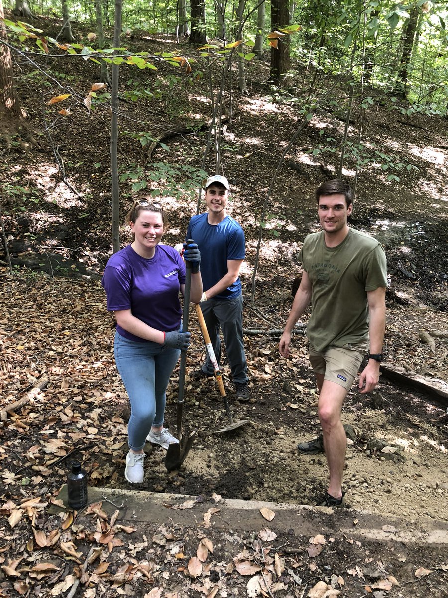 Advocate4Tech's tweet photo. .@Accenture_US &amp; @AccentureFed are #MakingADifference by blazing some trails for DC #hikers with our friends at @ClubPATC https://t.co/5qVUuca4kl