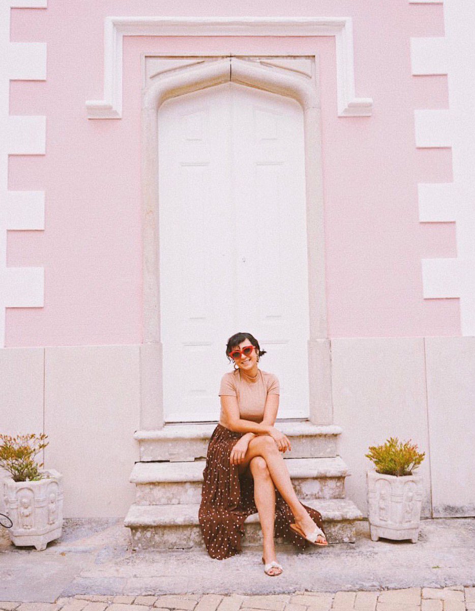 No Mo-Stache tweet media