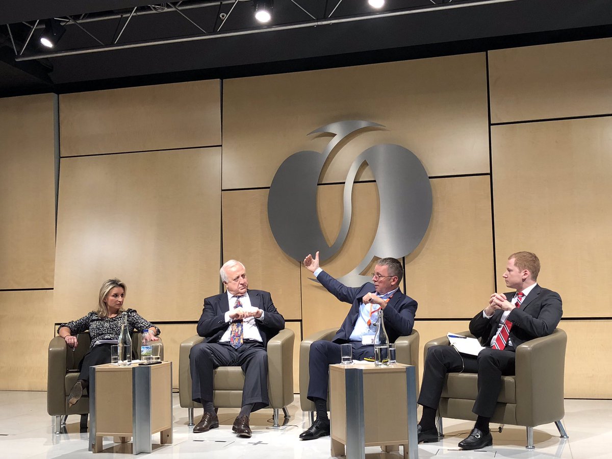 bojanareiner's tweet image. #MakingReformsHappen! 
Presenting the groundbreaking, innovative, transformational Ukraine Reforms Architecture (URA) programme @EBRD Policy Academy on Institutional Capacity Building, alongside @Ivan_Miklos , @FrancisMalige and A.Yaschenko @EUDelegationUA @eu_near @kmathernova