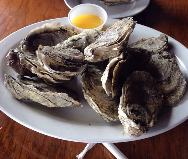 Ihrestaurant's tweet photo. Be honest: Would you share❓
.
.
.
#IslandHouseRestaurant #Marina #WachapreagueVA #Virginia #Food #Fun https://t.co/gHhF23DH50
