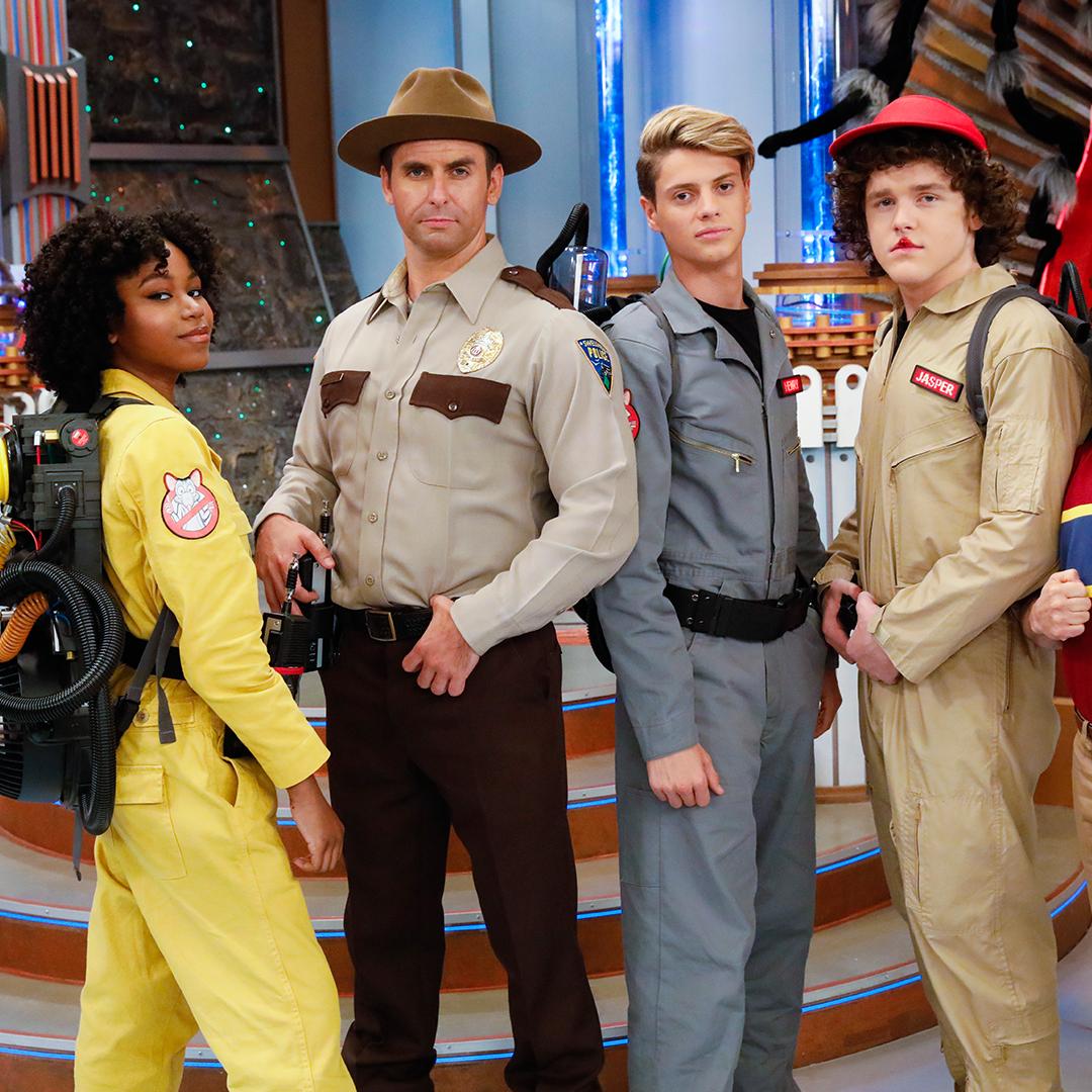 Tune in tonight for the brand new #HenryDanger special, #DangerThings! Starts at 8p/7c! 🎃👻🍂